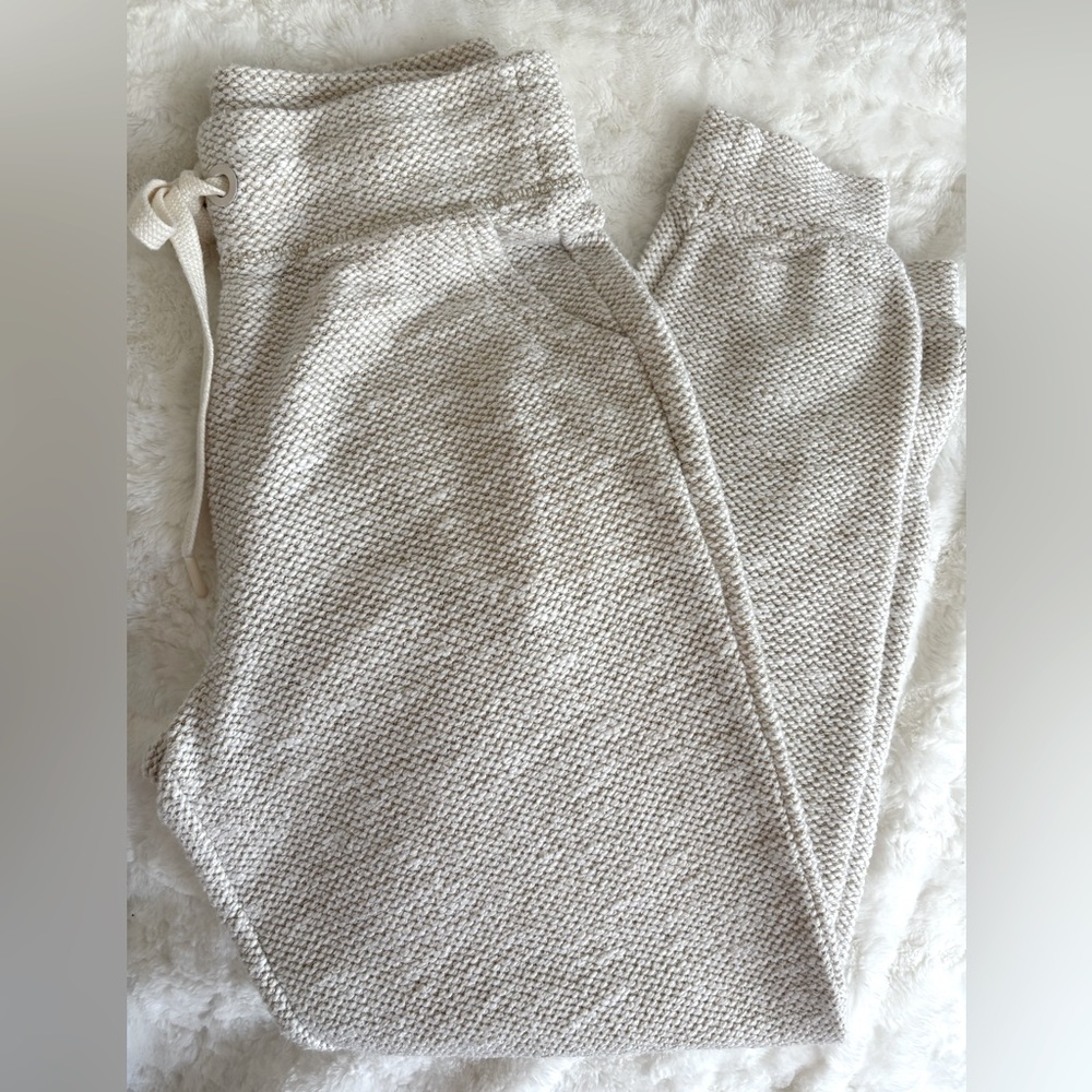 Aerie OFFLINE off whites woman’s joggers with Elastic Waistband
